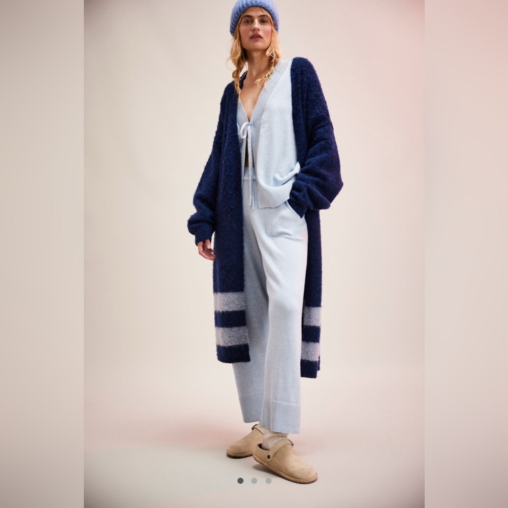 Free People Deep Blue & Light Gray Cardigan – XL, Open Front, Relaxed Fit
